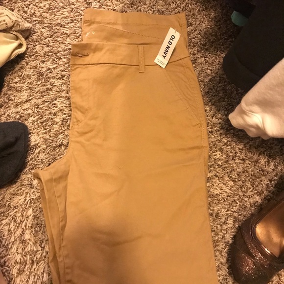 Khaki pants - Picture 4 of 4
